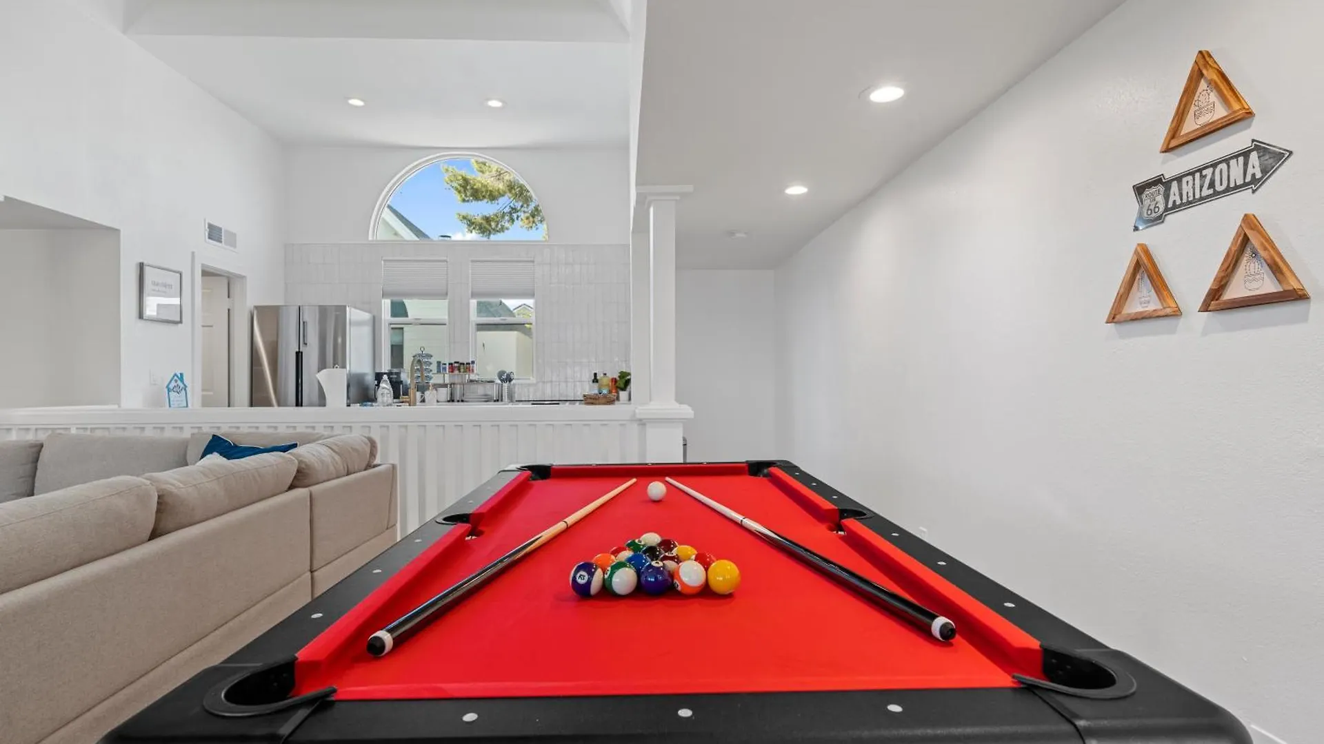 Luxurious Uptown Home - Mountain Views, Pool Table, Workspace, Parking! Phoenix Casa vacanze
